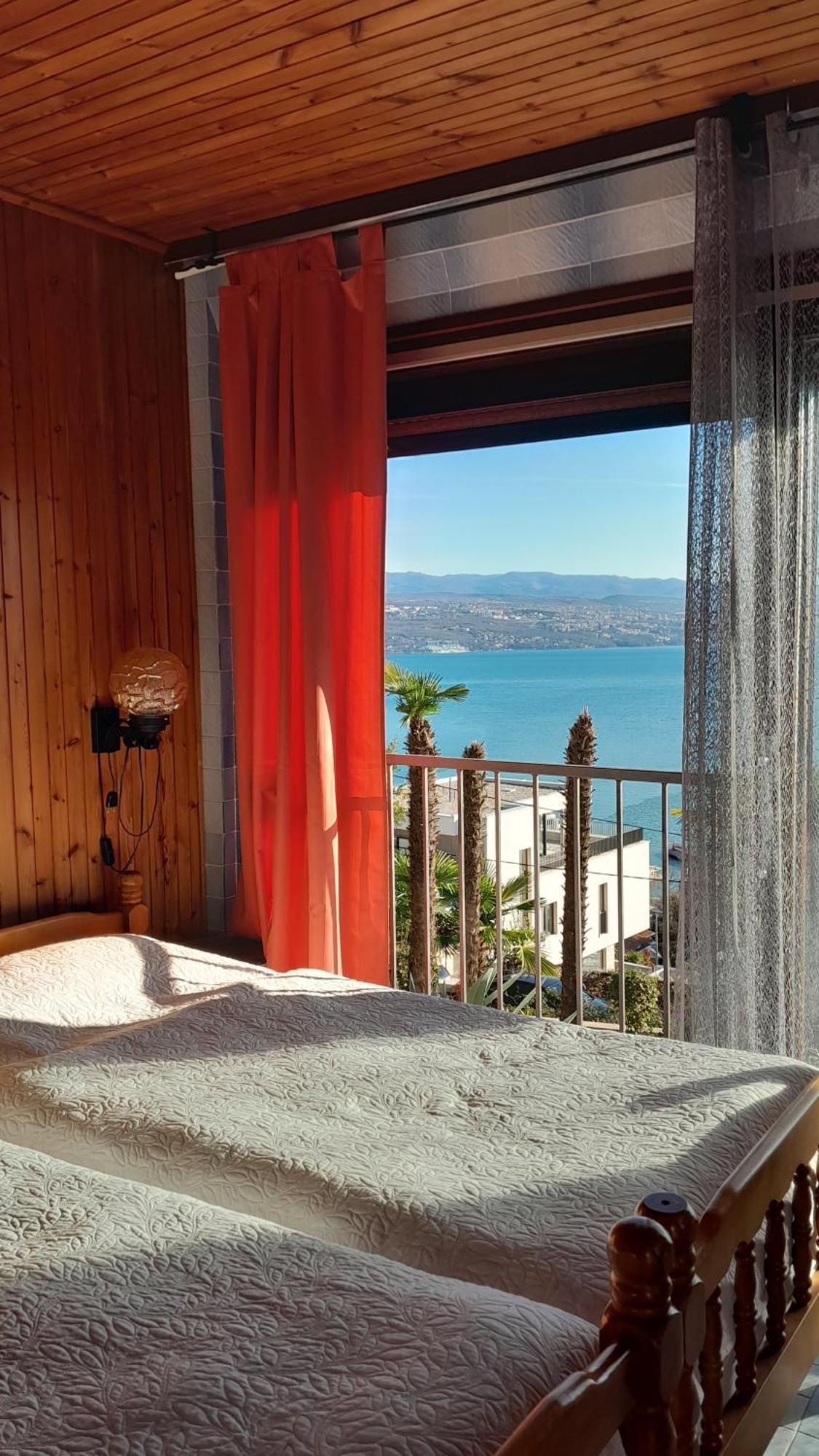 Apartment Ana Опатия Екстериор снимка