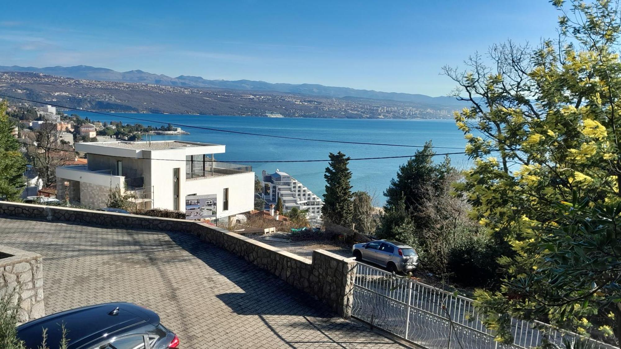 Apartment Ana Опатия Екстериор снимка